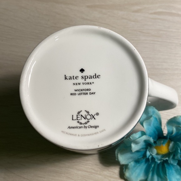 Kate Spade Coffee Cup - Picture 2 of 2